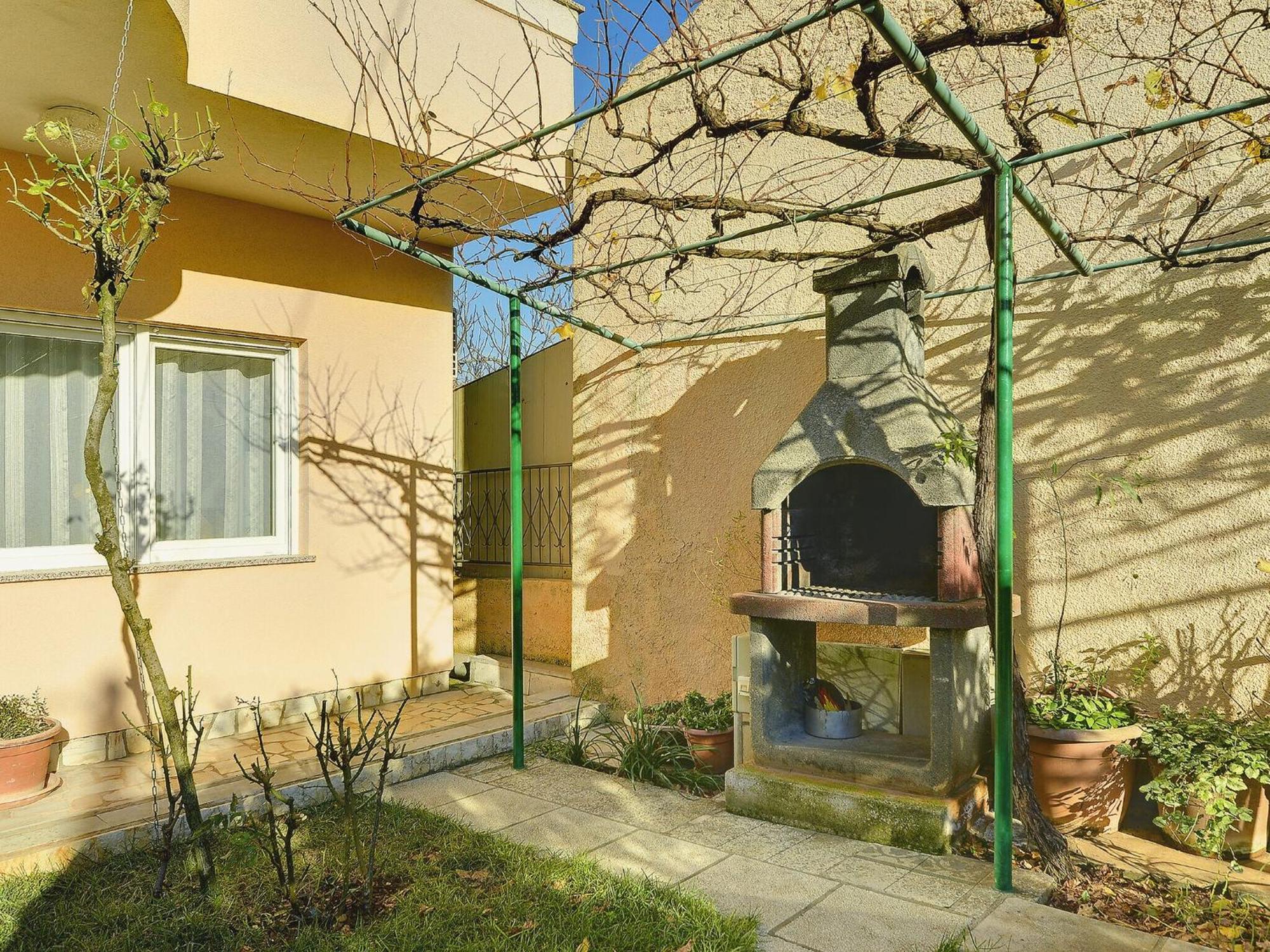 Ideal For Families With Pets *
